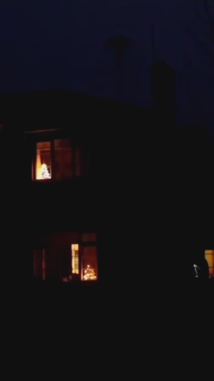 r2.mp4__PID:aa4625ab-a900-4671-b6ed-036a6765122e